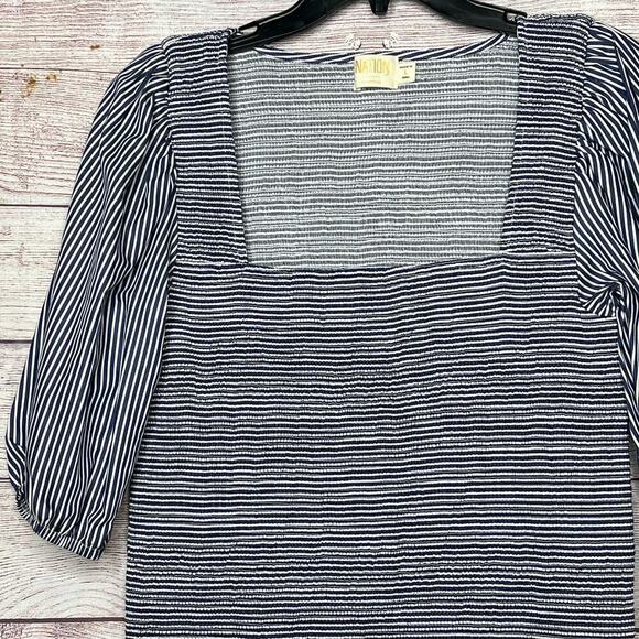 Nation LTD Samira Smocked Tee Navy Stripe Puff Sleeve Top Size Large New - Picture 9 of 12